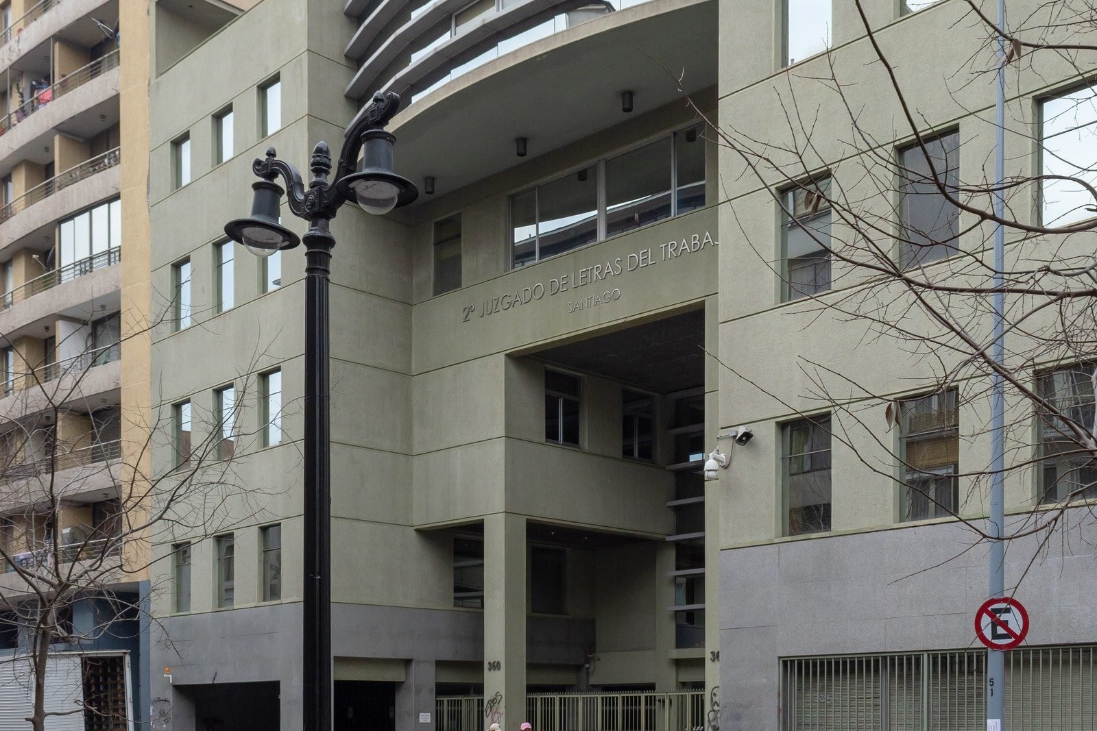fachada del Segundo Juzgado de Letras del Trabajo de Santiago
